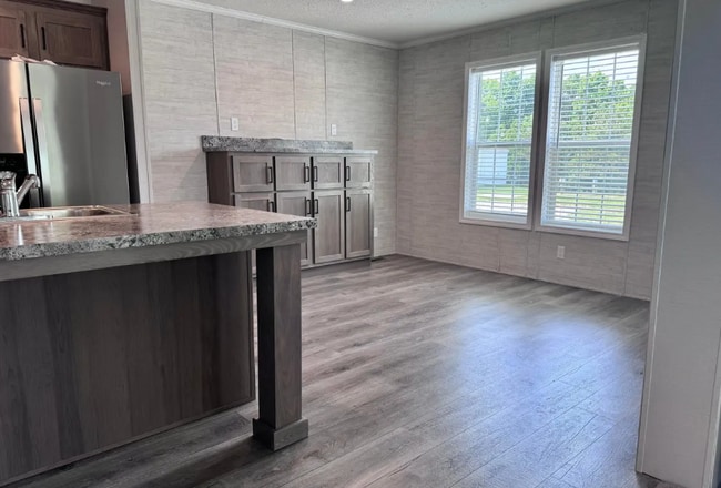 17019 Coventry Ln in Holly, MI - Building Photo - Building Photo