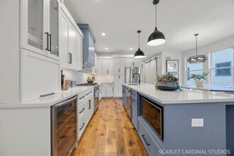 715 N Brainard St in Naperville, IL - Building Photo - Building Photo