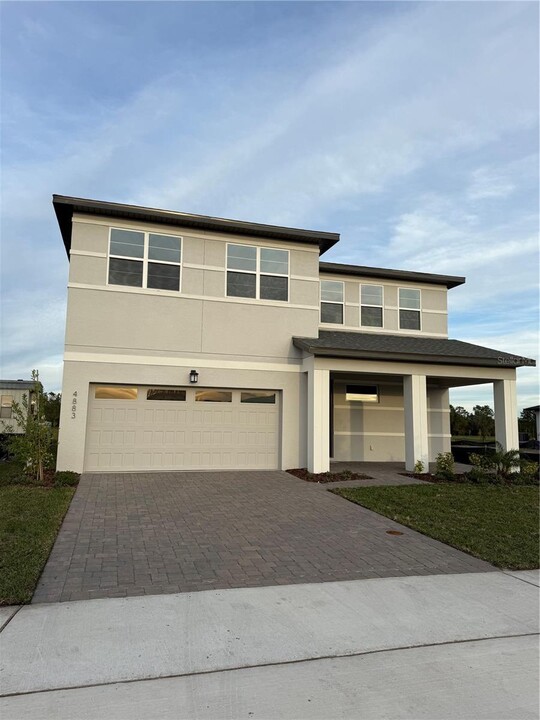 4883 Shady Pnes Dr in St. Cloud, FL - Building Photo