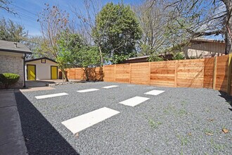 6400 Brookside Dr in Austin, TX - Building Photo - Building Photo