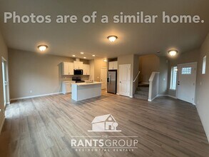 15539-15533 Washington Ave SE in Yelm, WA - Foto de edificio - Building Photo