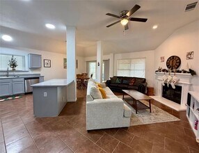 2922 Custer Dr in Corinth, TX - Foto de edificio - Building Photo