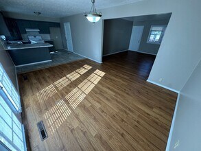 1232 E Cambridge St in Springfield, MO - Building Photo - Building Photo