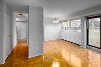 Northwoods Village in Toronto, ON - Building Photo - Interior Photo