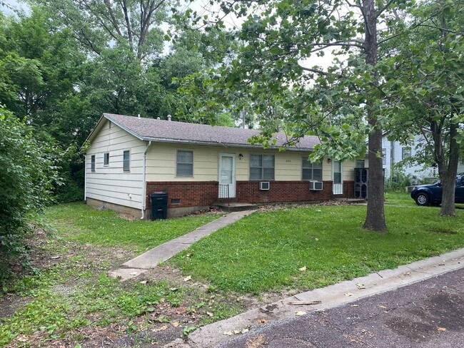 property at 2103 Meadowvale Ct