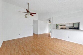 7601 Woodstone Cove in Austin, TX - Building Photo - Building Photo