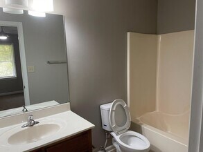 385 Old Epps Bridge Rd in Athens, GA - Building Photo - Building Photo