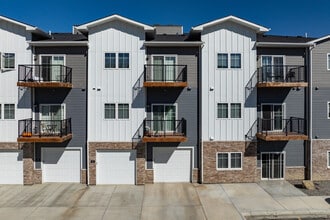 Farmstead Apartments in Billings, MT - Building Photo - Building Photo