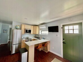 1023 Nile St in Austin, TX - Foto de edificio - Building Photo