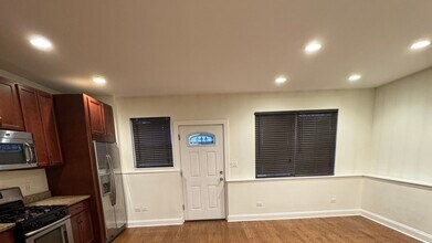 4353 N Western Ave in Chicago, IL - Building Photo - Building Photo