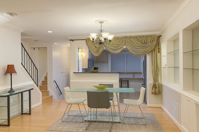 2304 Hunters Woods Plaza in Reston, VA - Building Photo - Building Photo