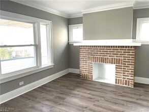 2119 Waterbury Rd in Lakewood, OH - Building Photo - Building Photo