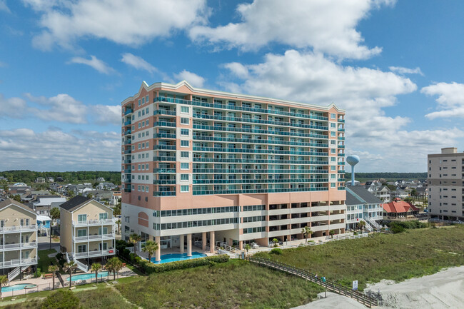 Laguna Keyes Oceanfront Resort in North Myrtle Beach, SC - Foto de edificio - Building Photo