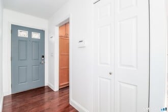 8 Stonecrop Rd S in Norwalk, CT - Building Photo - Building Photo