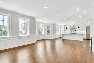 128 Longwood Ave in Brookline, MA - Building Photo - Building Photo