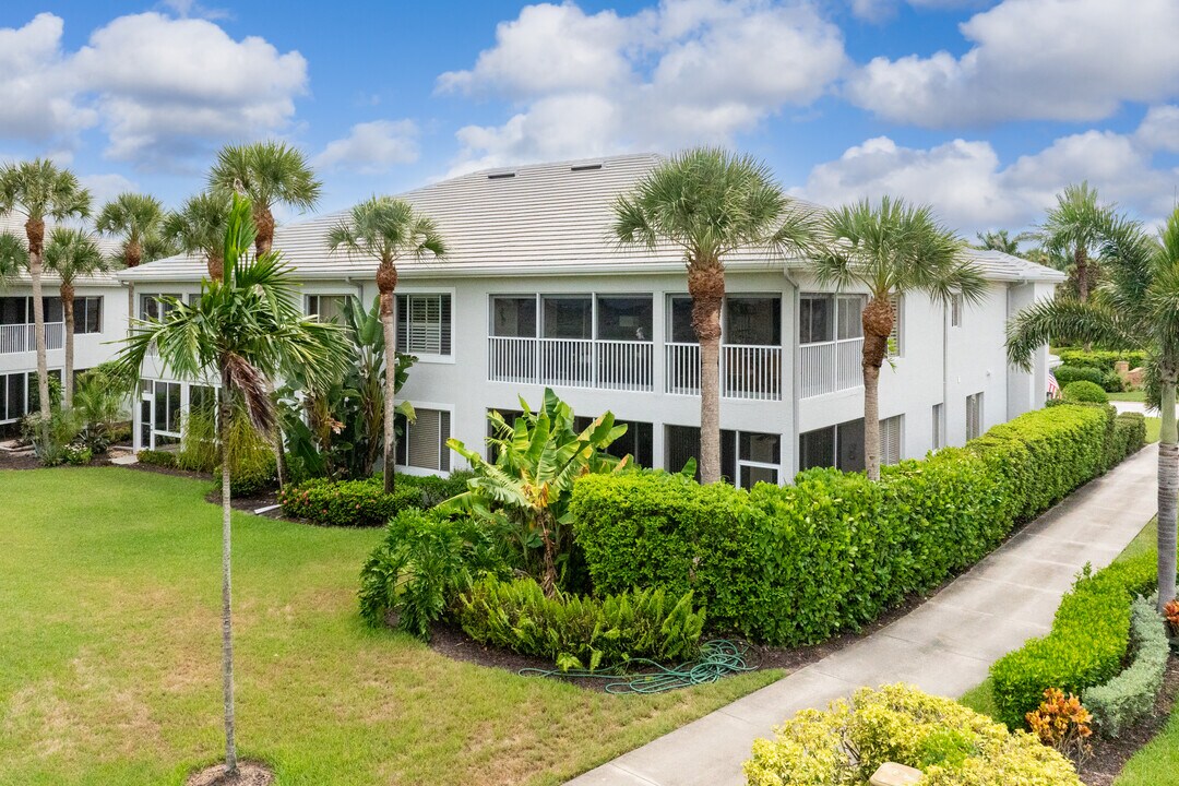 Southwind Village at the Vines in Estero, FL - Building Photo