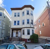 376 Prospect St, Unit 2 in Cambridge, MA - Building Photo