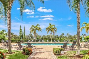1830 Florida Club Cir, Unit 4203 in Naples, FL - Building Photo