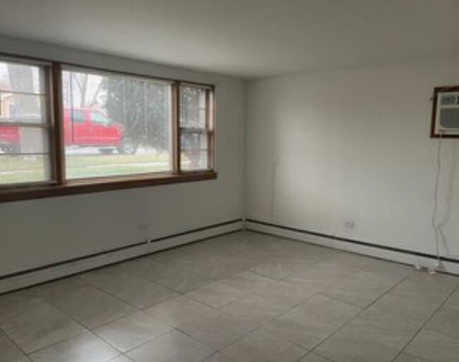 3307 Highland Ave in Berwyn, IL - Building Photo - Building Photo