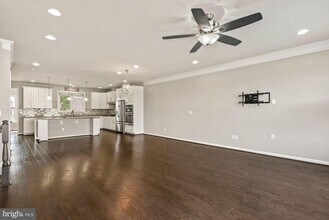 45025 Graduate Terrace in Ashburn, VA - Building Photo - Building Photo