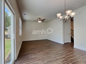7043 Creeksong Dr in Douglasville, GA - Building Photo - Building Photo