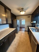 4838 Summit St in West Linn, OR - Building Photo - Building Photo