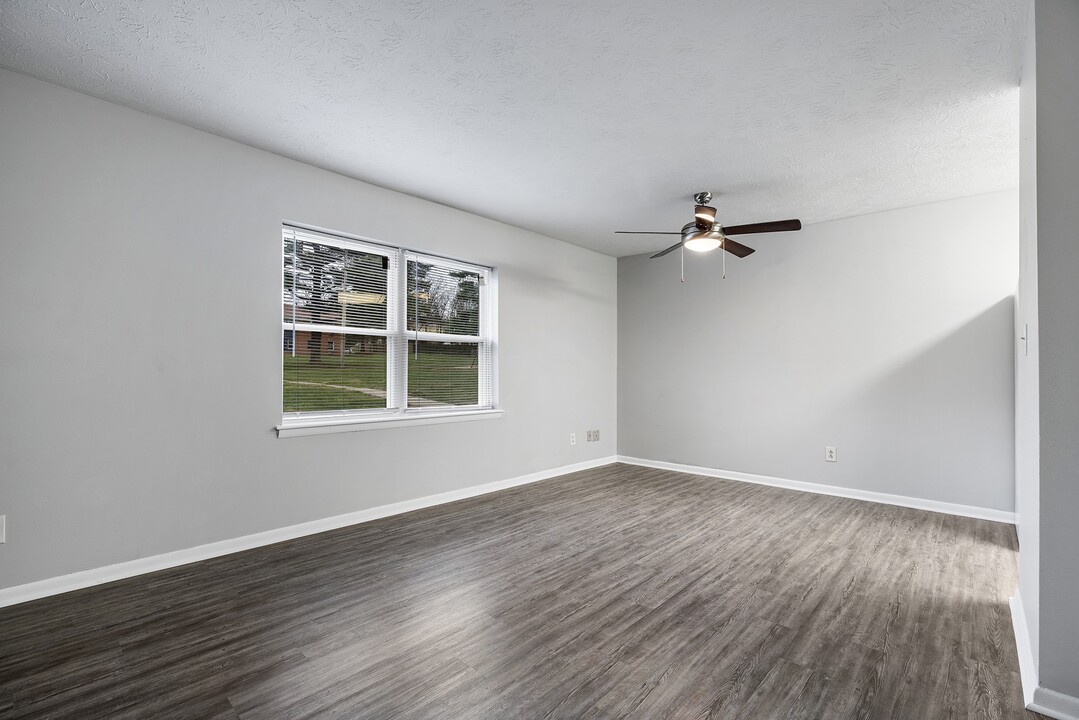 Riverview Apartments in Frankfort, KY - Building Photo