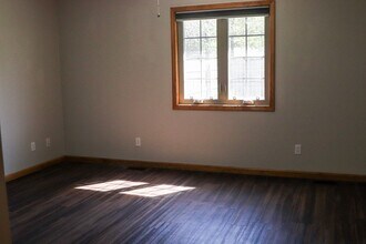 14101 W Heather Ln in Daleville, IN - Building Photo - Building Photo