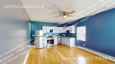 209 Poplar Alley in Russell, KY - Building Photo - Building Photo