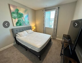 2344 Leonardo Way in Lodi, CA - Foto de edificio - Building Photo