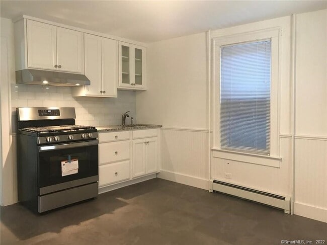 1237 Main St-Unit -1 in Branford, CT - Building Photo - Building Photo