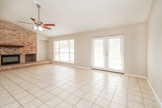 14307 Quiet Town Ln in Sugar Land, TX - Building Photo - Building Photo