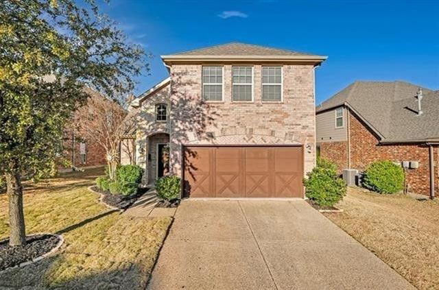 501 Eastland Dr in Lewisville, TX - Building Photo