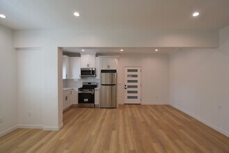 1846 10th St in Santa Monica, CA - Building Photo - Building Photo