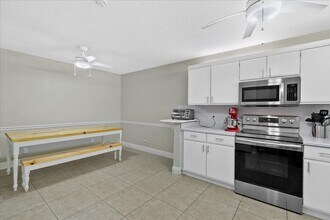 62 Maplecrest Cir in Jupiter, FL - Foto de edificio - Building Photo