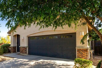 2981 E Nighthawk Wy in Phoenix, AZ - Building Photo - Building Photo
