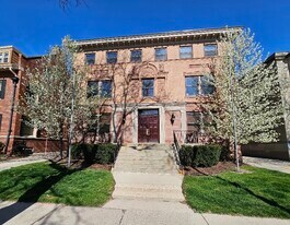 1437 N Prospect Ave, Unit 300 in Milwaukee, WI - Building Photo