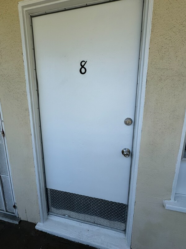 7036 Hawthorn Ave-Unit -8 in Los Angeles, CA - Building Photo - Building Photo