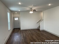 10212 Eaglewood Nook in San Antonio, TX - Foto de edificio - Building Photo