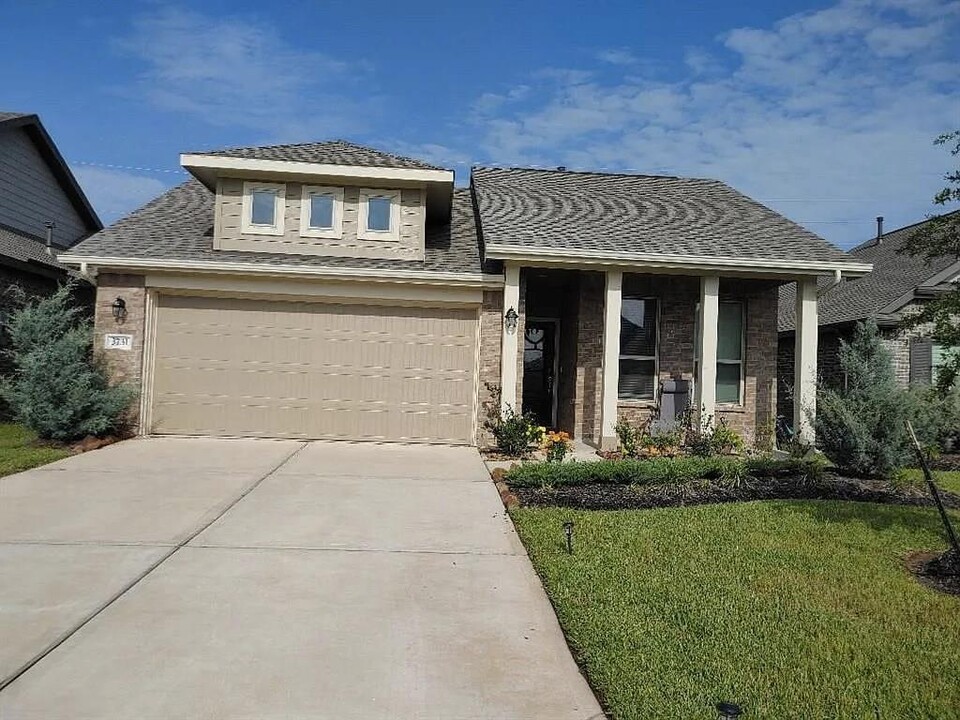 3731 Homestead Ridge Ln in Richmond, TX - Building Photo