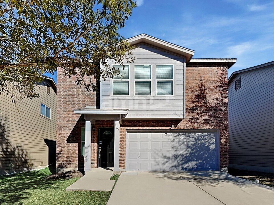 6107 Plumbago Pl in San Antonio, TX - Building Photo