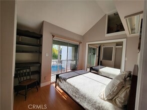 21171 Lochlea Ln in Huntington Beach, CA - Building Photo - Building Photo