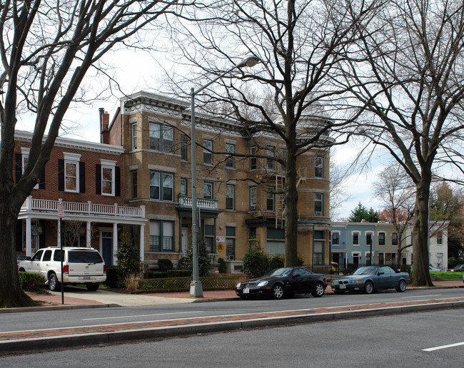 701 Maryland Ave NE in Washington, DC - Building Photo - Building Photo