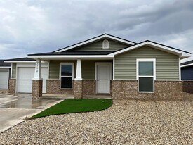 9709 Trenton Ave in Lubbock, TX - Building Photo