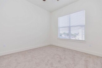 2920 El Dorado Blvd in Friendswood, TX - Foto de edificio - Building Photo