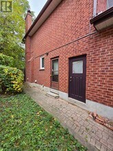 75 Glenthorne Dr in Toronto, ON - Building Photo - Building Photo