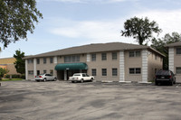 Citadel Apartments of Sarasota in Sarasota, FL - Foto de edificio - Building Photo