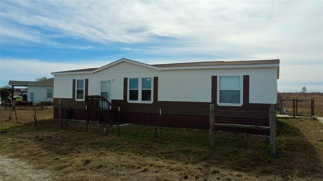 property at 17310 State Hwy 95
