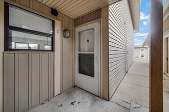 1395 Alpine Ct in Hanover Park, IL - Building Photo - Building Photo