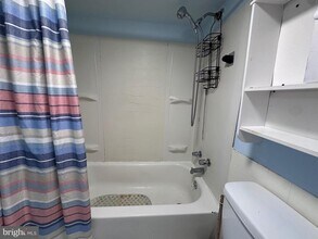110 S Broad St in Penns Grove, NJ - Building Photo - Building Photo